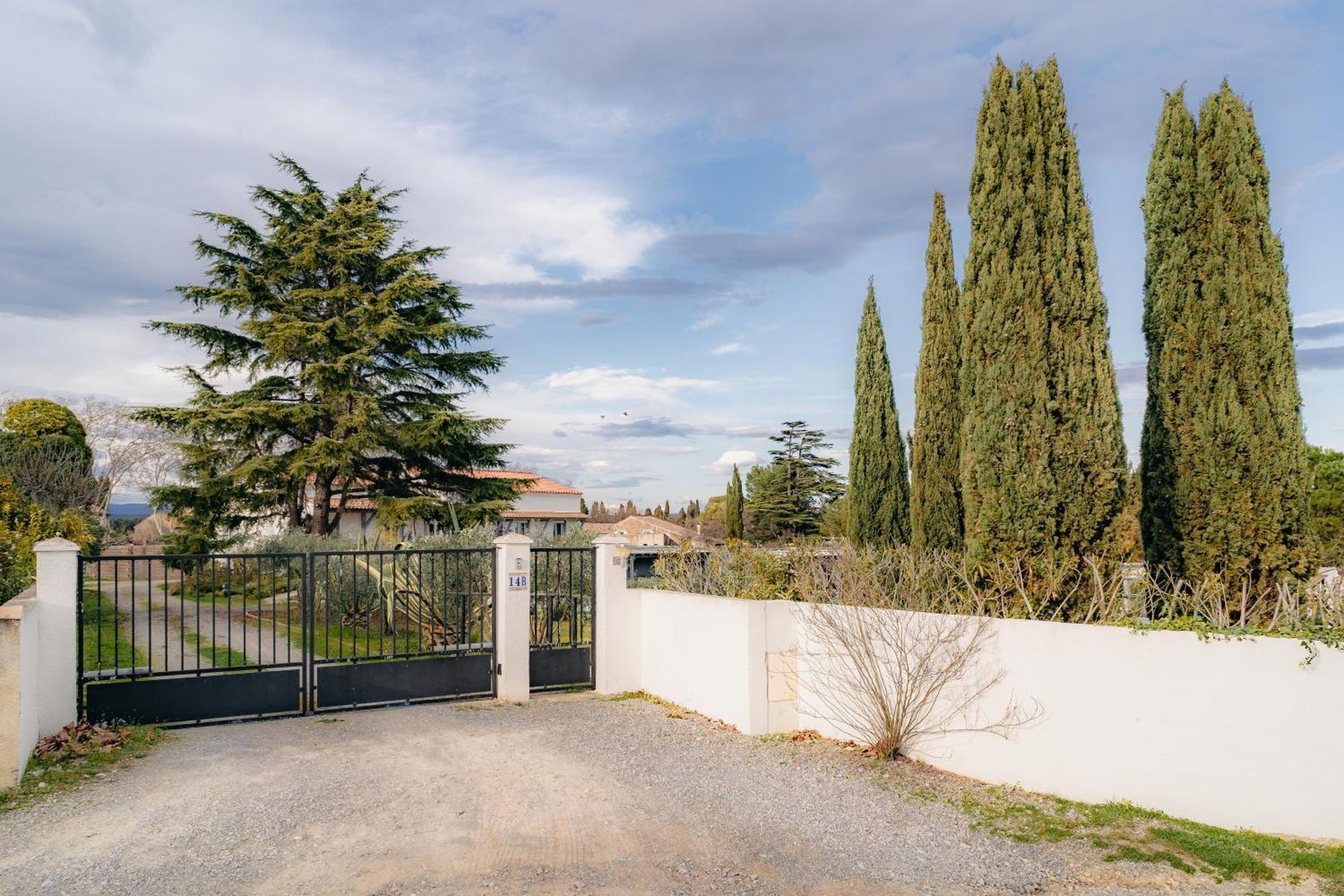 Les Gites De Ginestas ภายนอก รูปภาพ